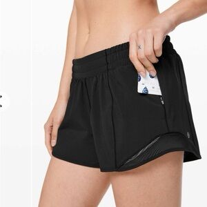 Lululemon hotty hot shorts II